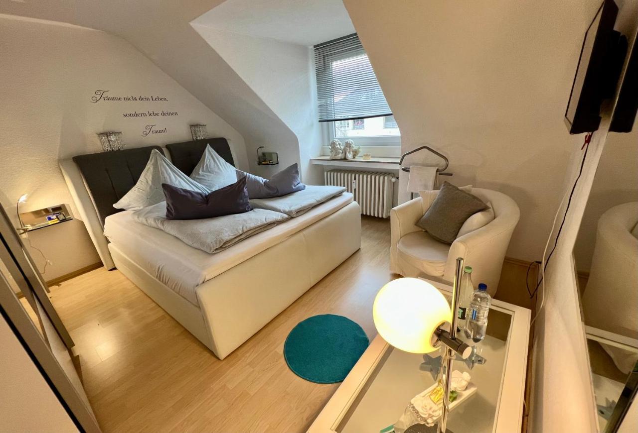 Apartment Orchidee มึลไฮม์ อันแดร์ รัวร์ ภายนอก รูปภาพ